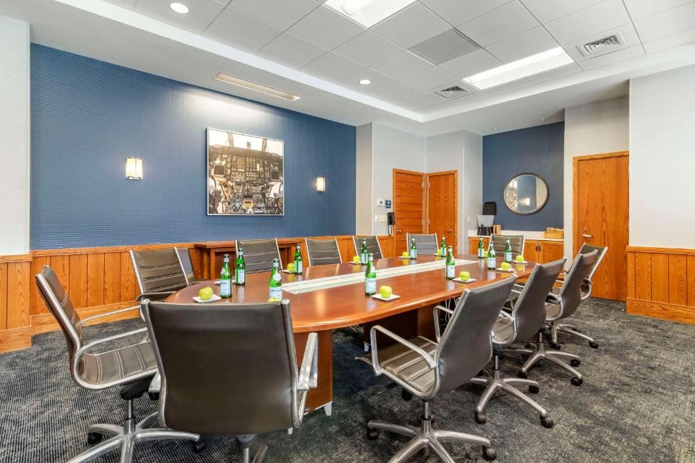 Bangor Aviator Hotel, Best Western Premier Collection