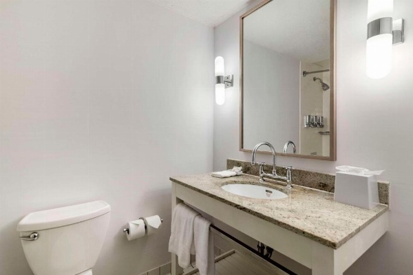 Bangor Aviator Hotel, Best Western Premier Collection image 23