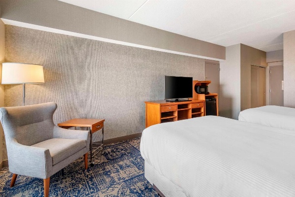 Bangor Aviator Hotel, Best Western Premier Collection image 5