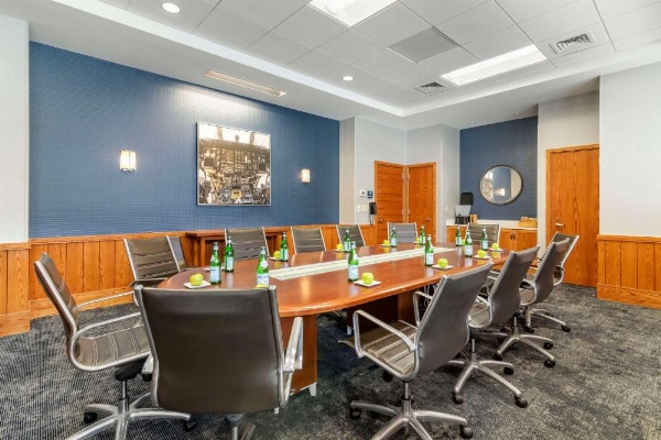 Bangor Aviator Hotel, Best Western Premier Collection image 9